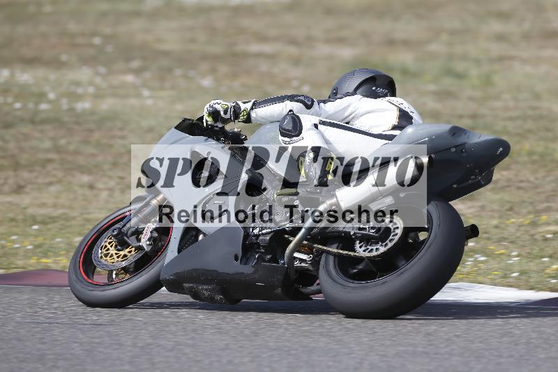/37 09.08.2026  Pluess Motosport ADR/Freies Fahren/287